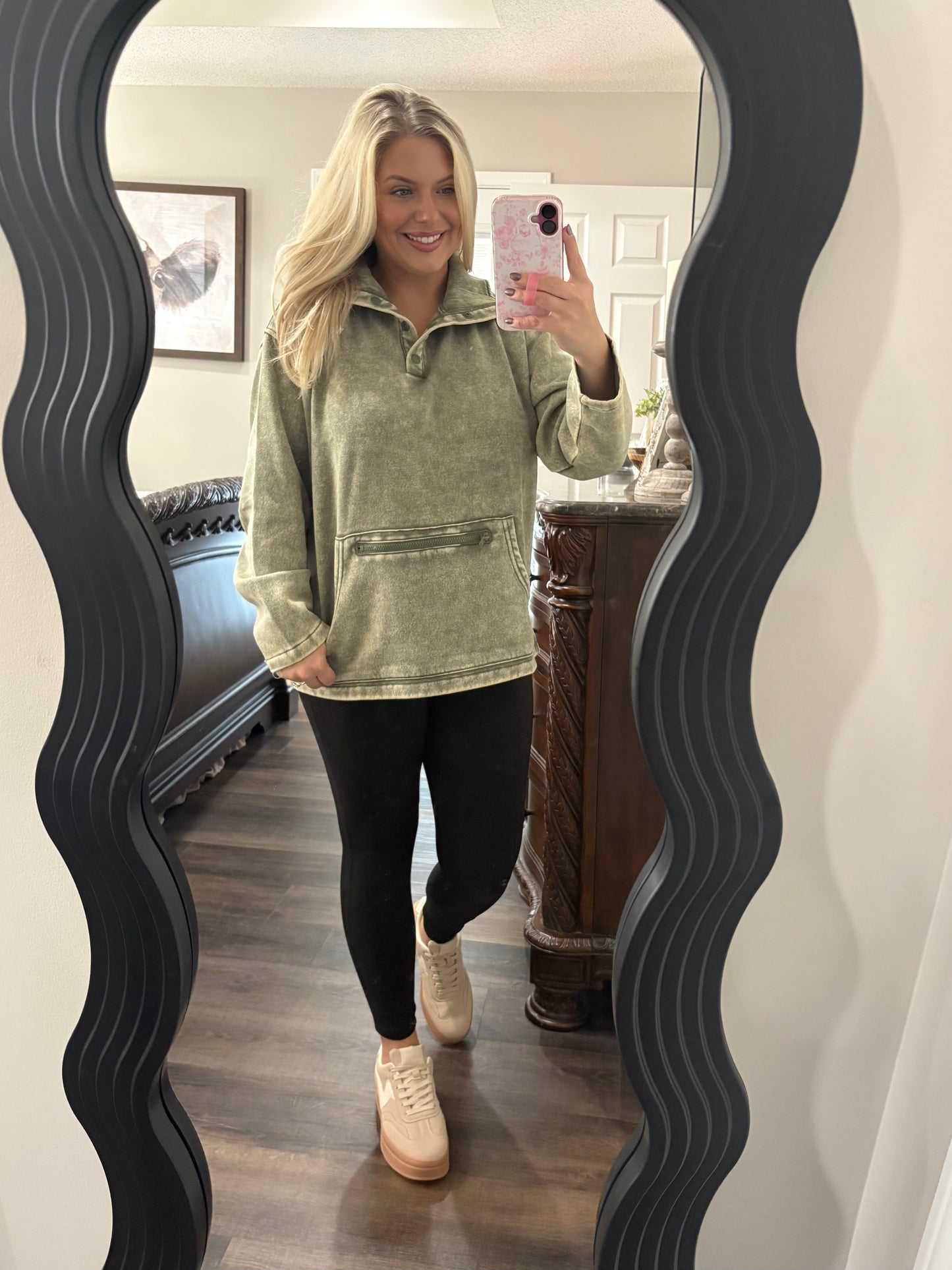 Homebody Kangaroo Pocket Pullover