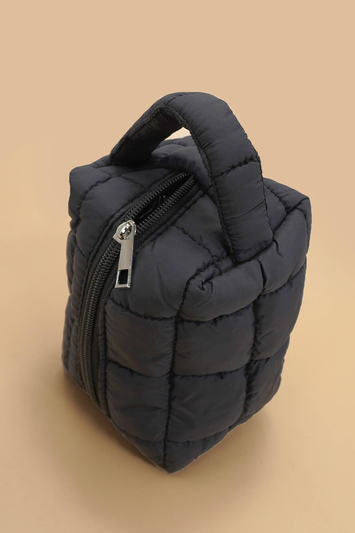 QUILTED PUFFY COSMETIC MAKEUP POUCH CLUTCH BAG